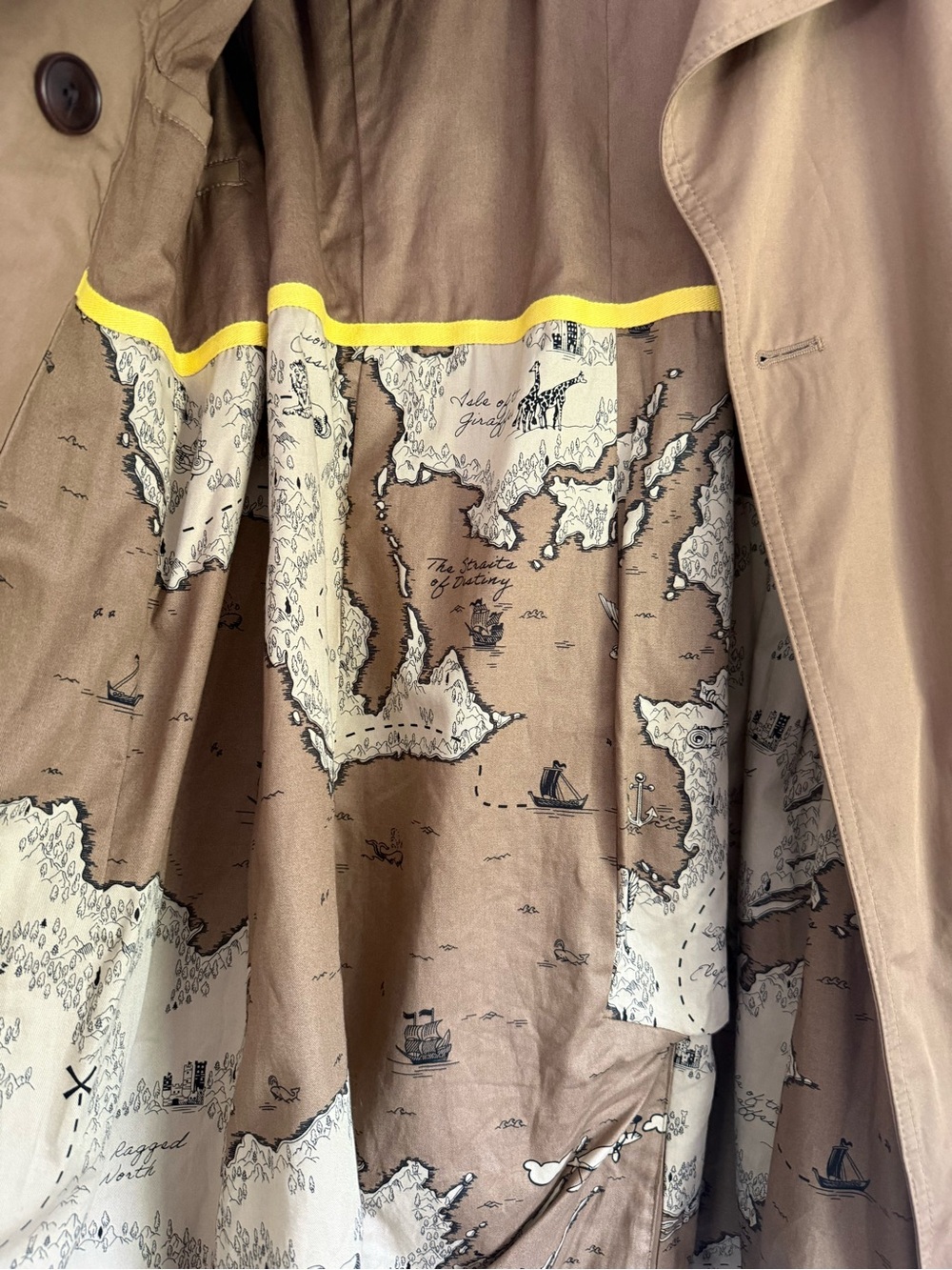 Banana Republic Brown Trench Coat - Women's Double-Breasted - Picture 4 of 6